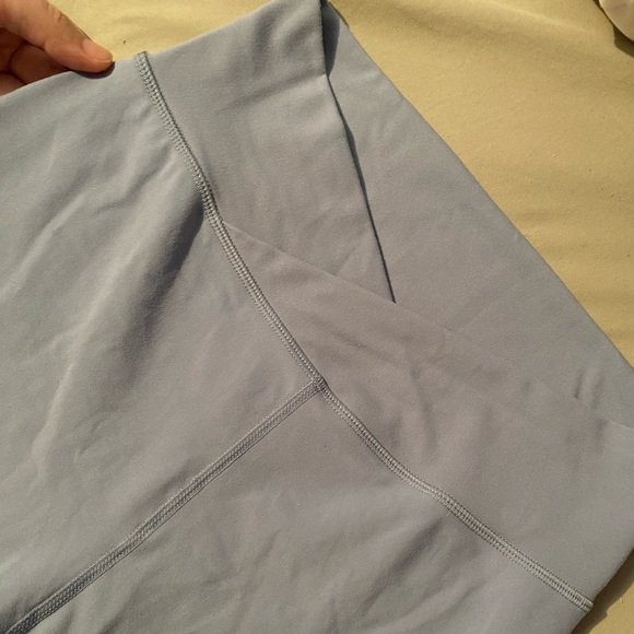 SOLD - Alphalete Surface Path Leggings - Picture 5 of 6